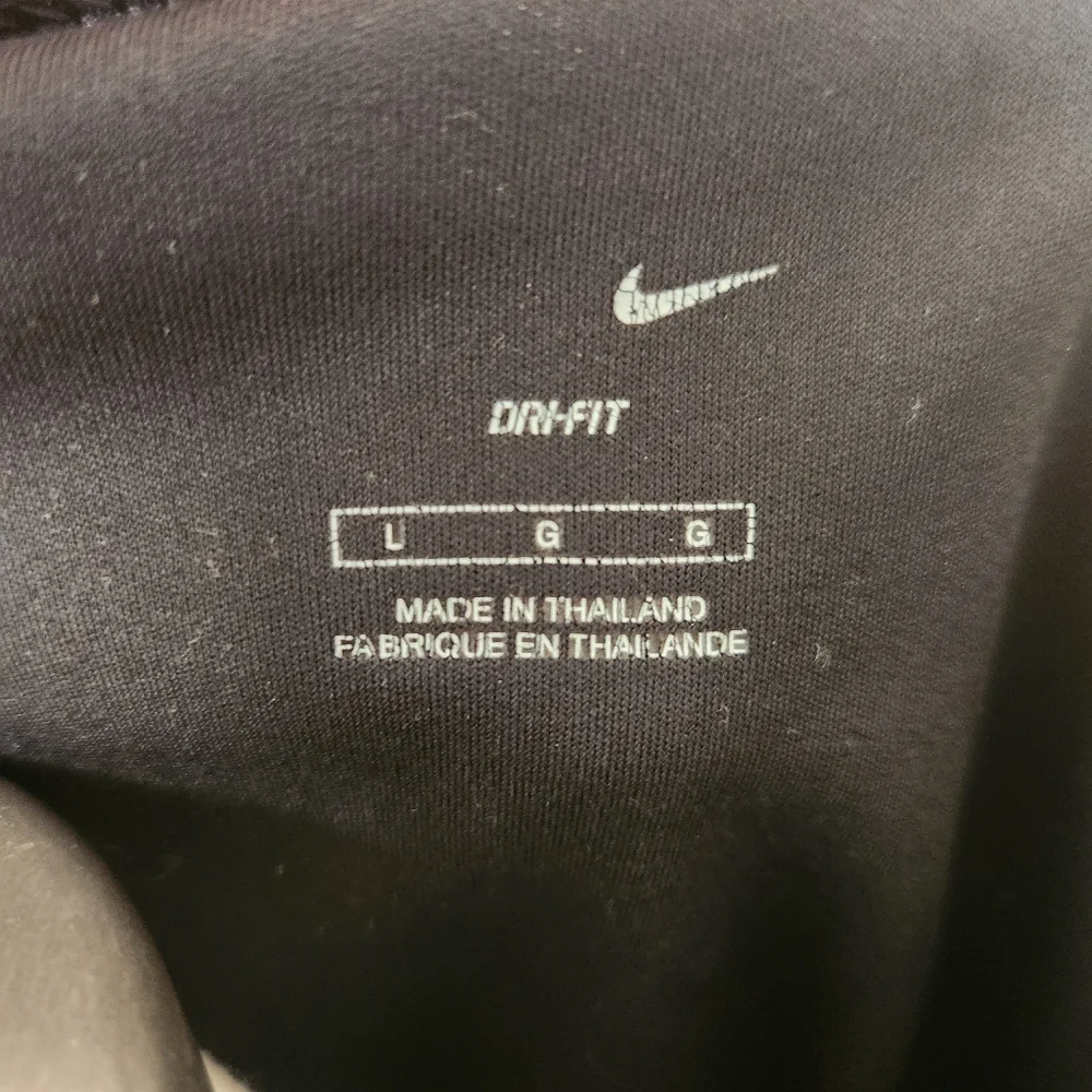 ❤️ NIKE womans active dry fit shirt size L
